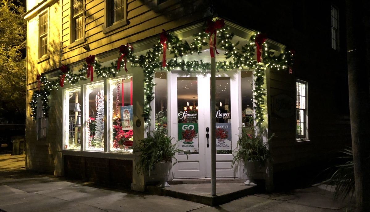 Christmas in Charleston: A Guide to Lowcountry Holiday Traditions, Old and New